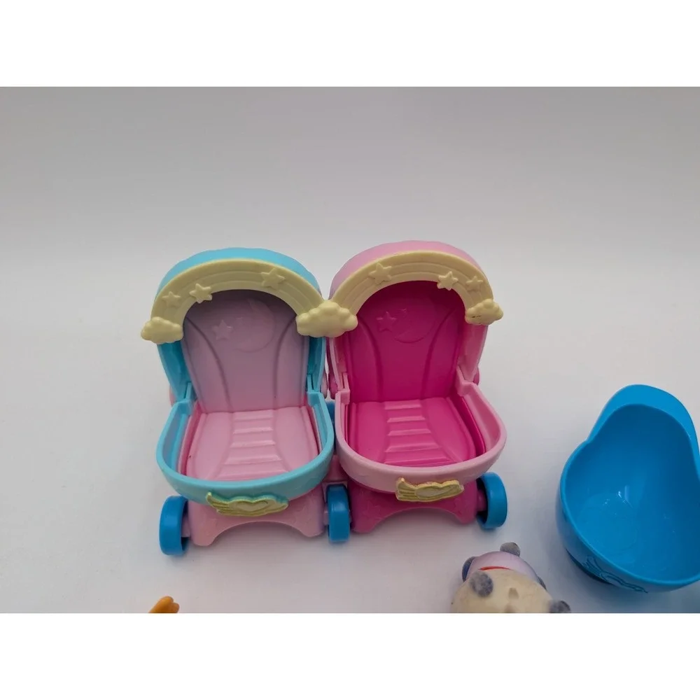 Disney Junior‎ TOTS Surprise Babies Nursery Care Figures Lot